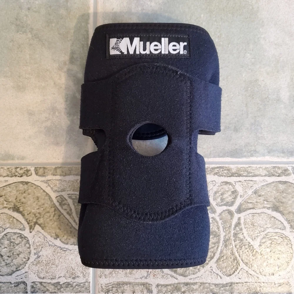 Mueller, Adjustable Knee Support. New In Box. - Picture 2 of 13
